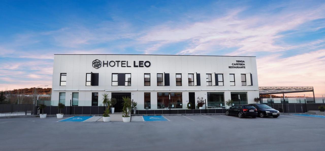 Hotel Leo Monesterio Luaran gambar